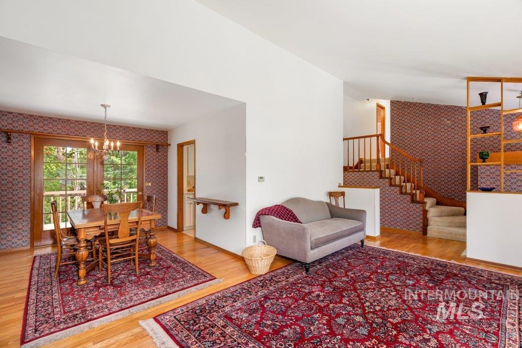 1128 Lynandra Dr. Property Photo 13