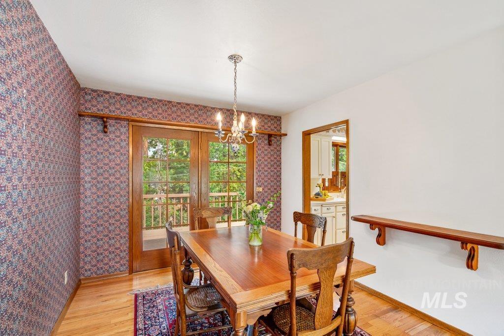 1128 Lynandra Dr. Property Photo 15