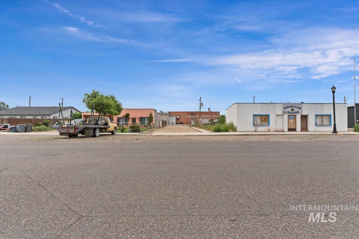 18 E Owyhee Ave Property Photo 18