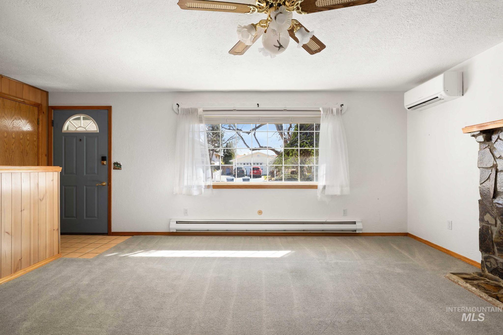 442 Crestview Drive Property Photo 2