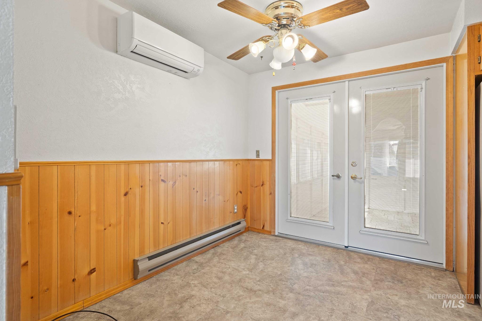 442 Crestview Drive Property Photo 4