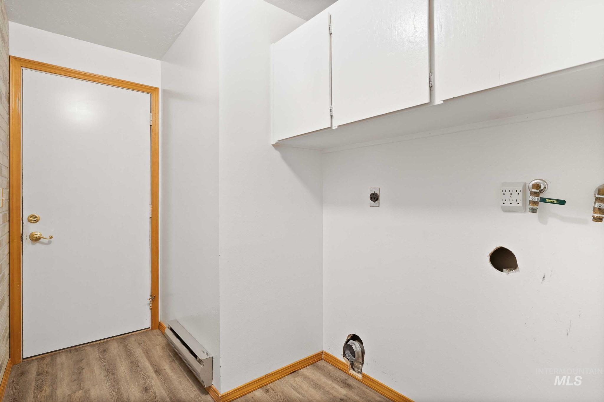442 Crestview Drive Property Photo 13
