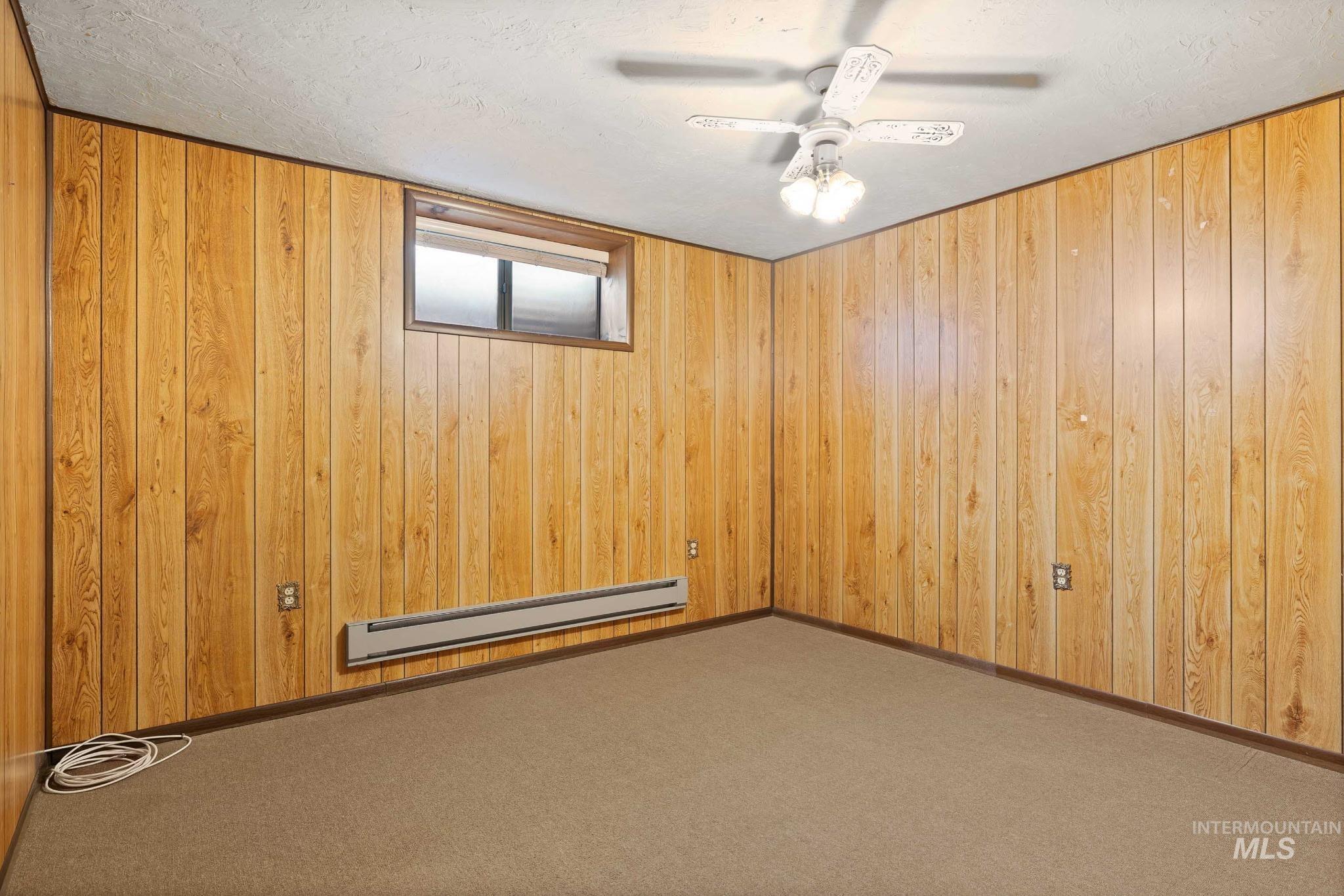 442 Crestview Drive Property Photo 18