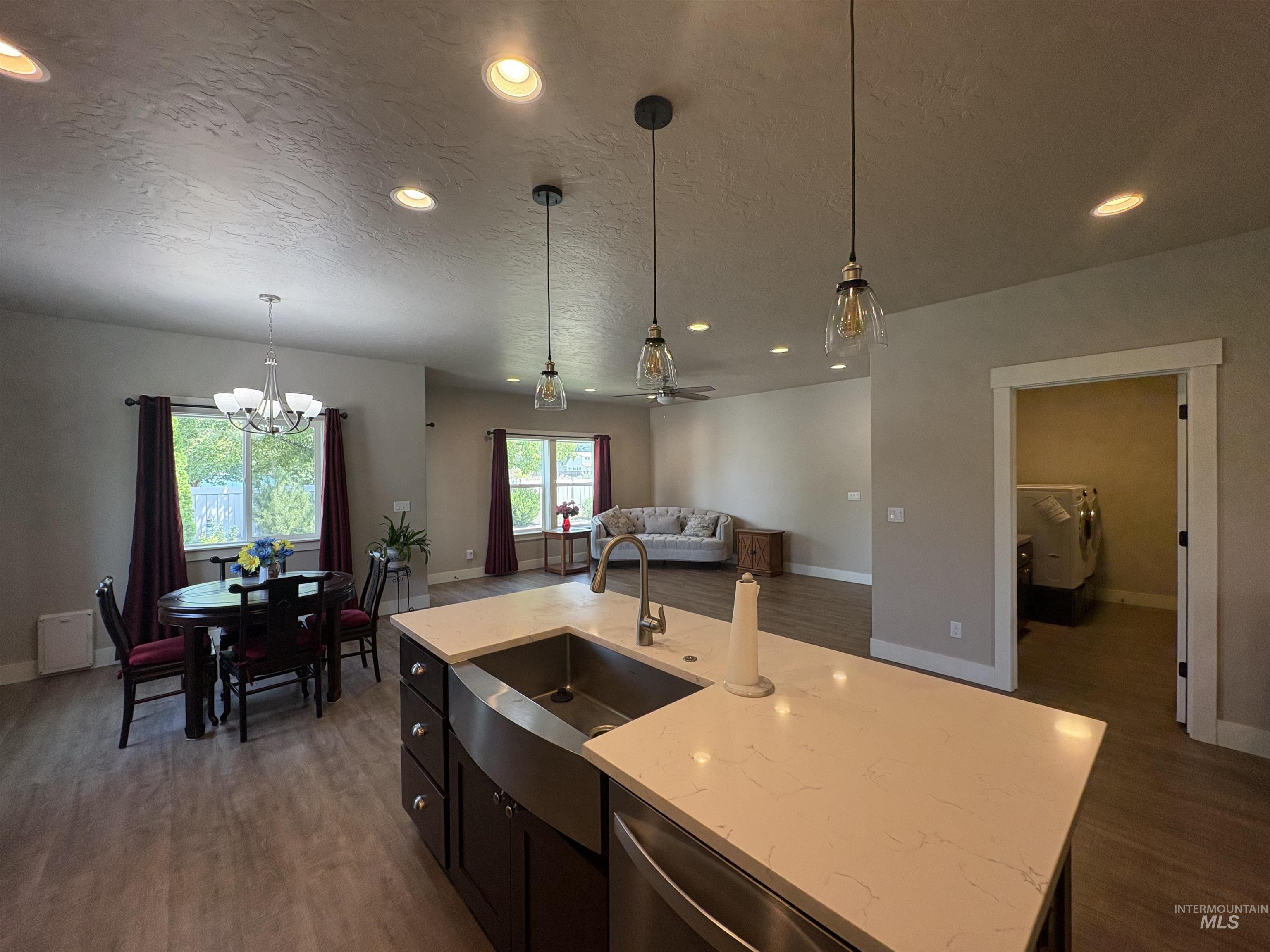1634 Oak Ave Property Photo 11