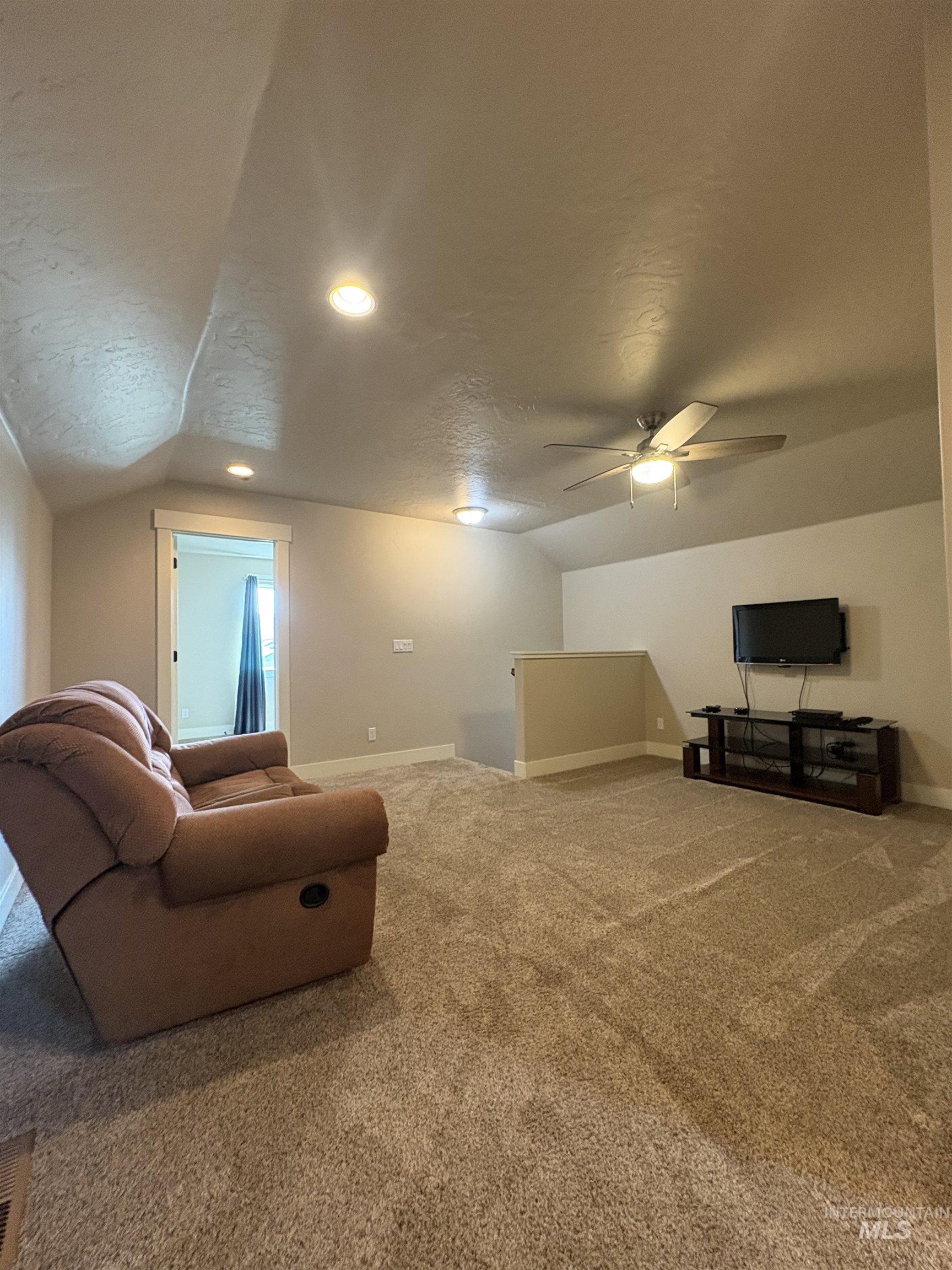 1634 Oak Ave Property Photo 18