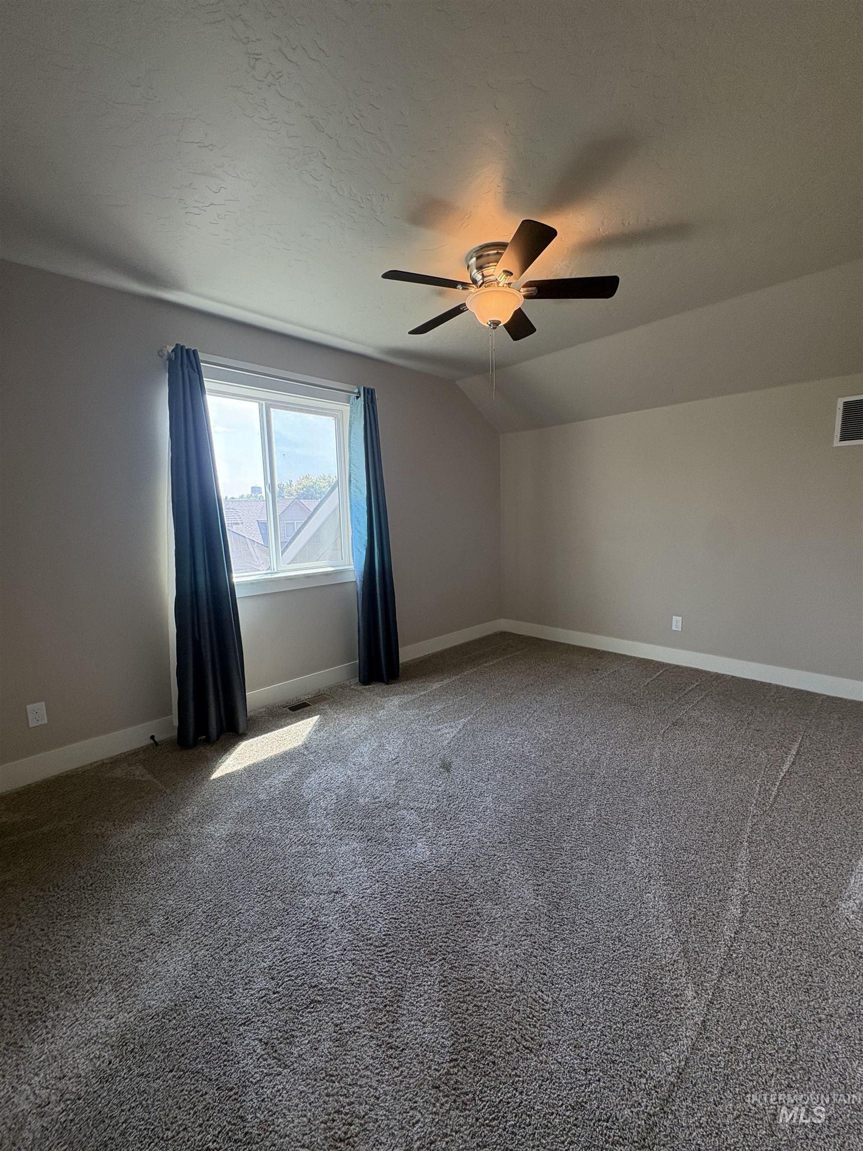 1634 Oak Ave Property Photo 19
