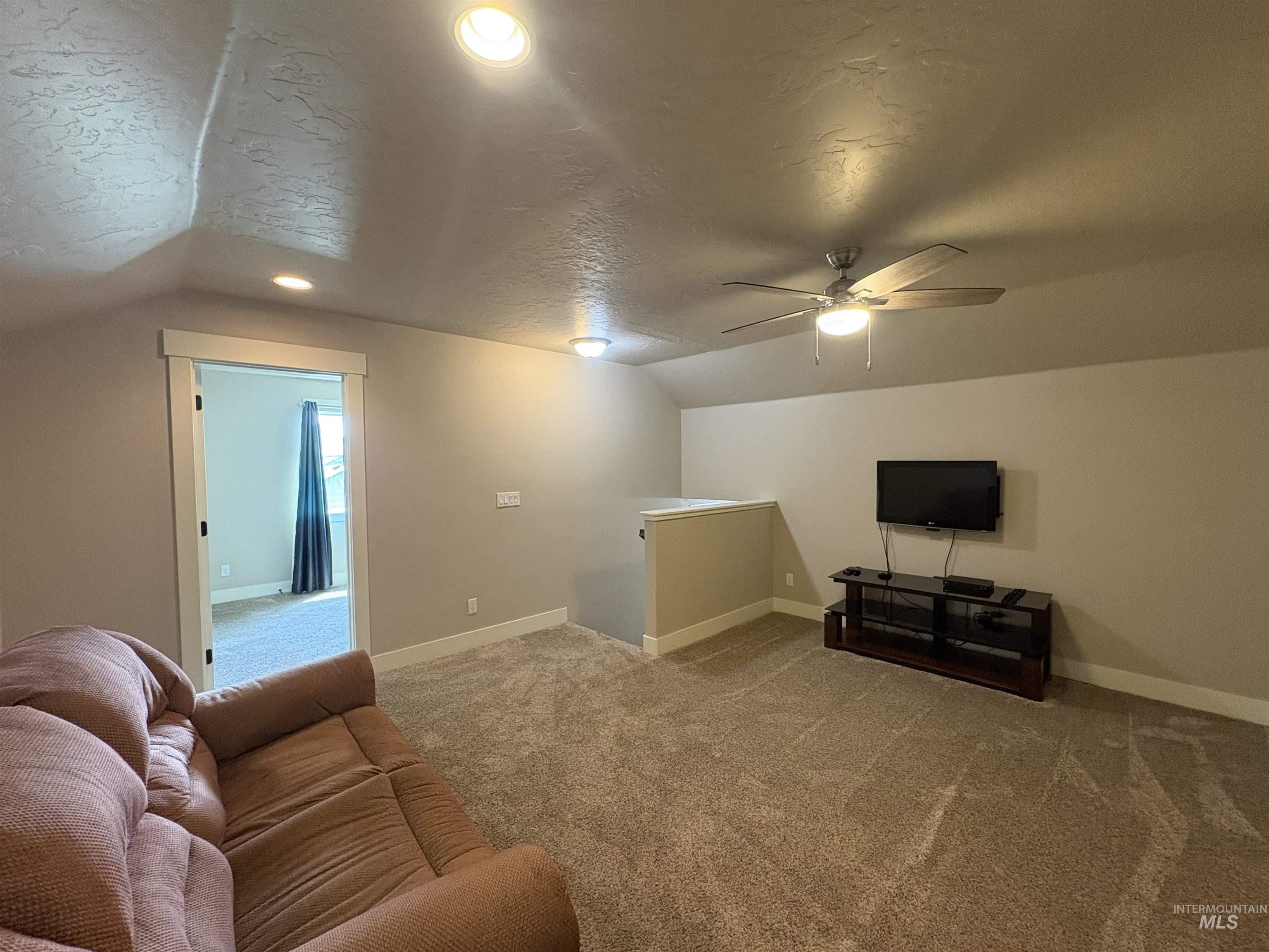 1634 Oak Ave Property Photo 20