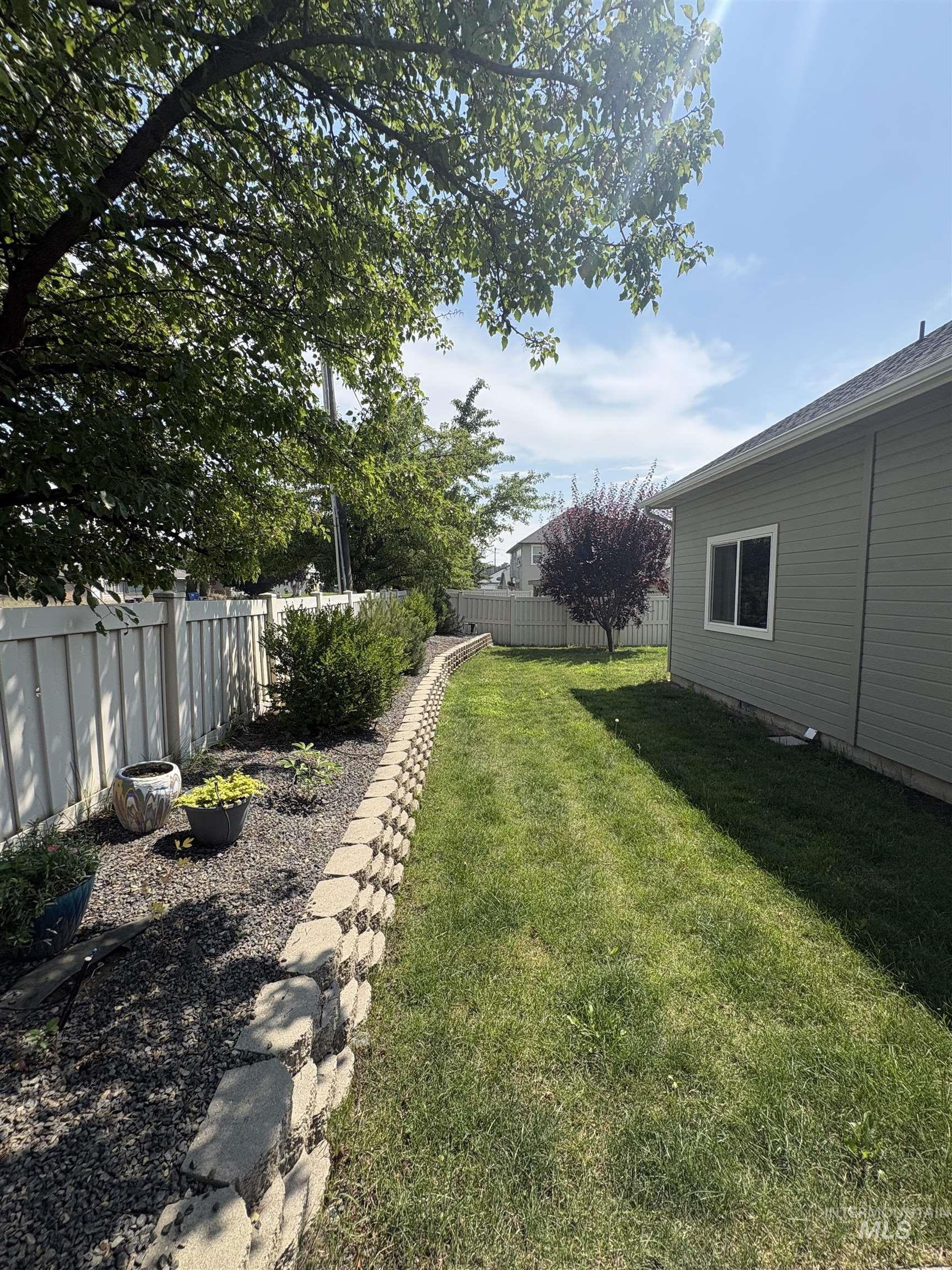 1634 Oak Ave Property Photo 35