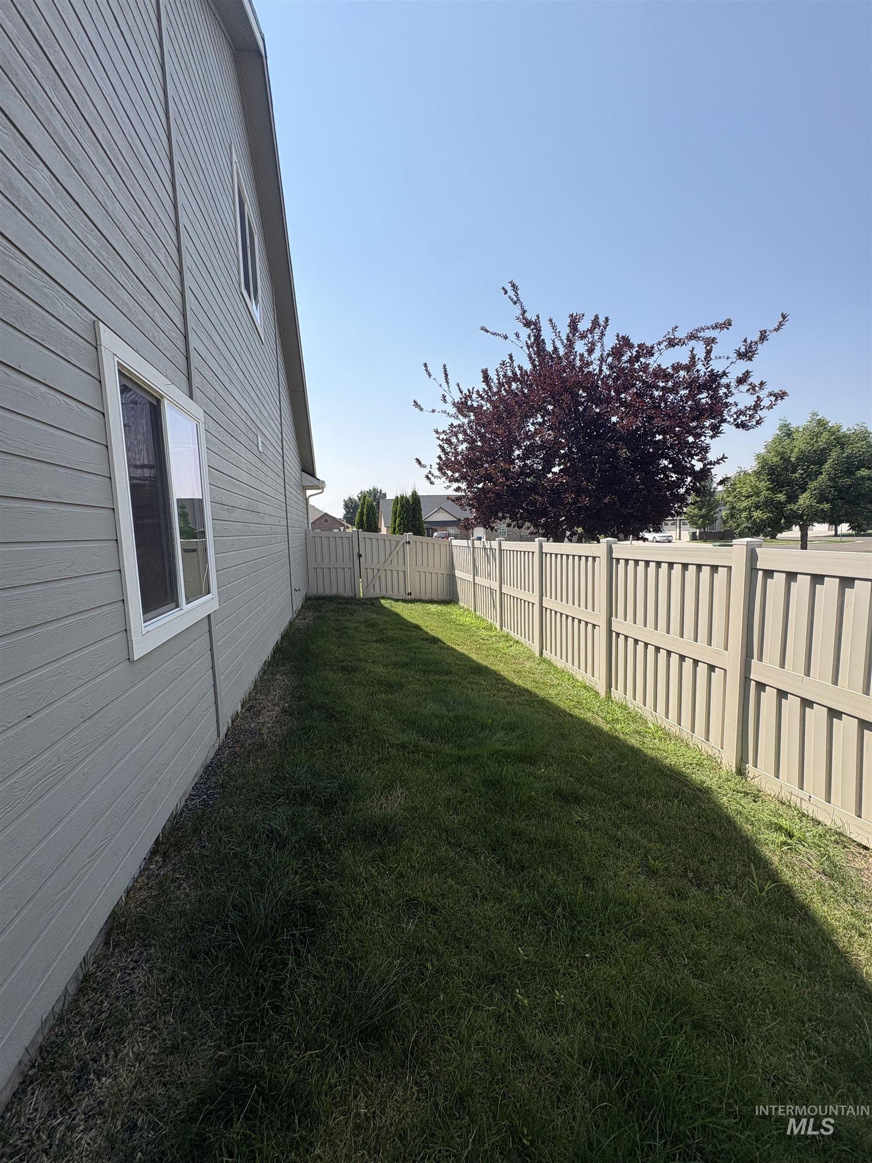 1634 Oak Ave Property Photo 36
