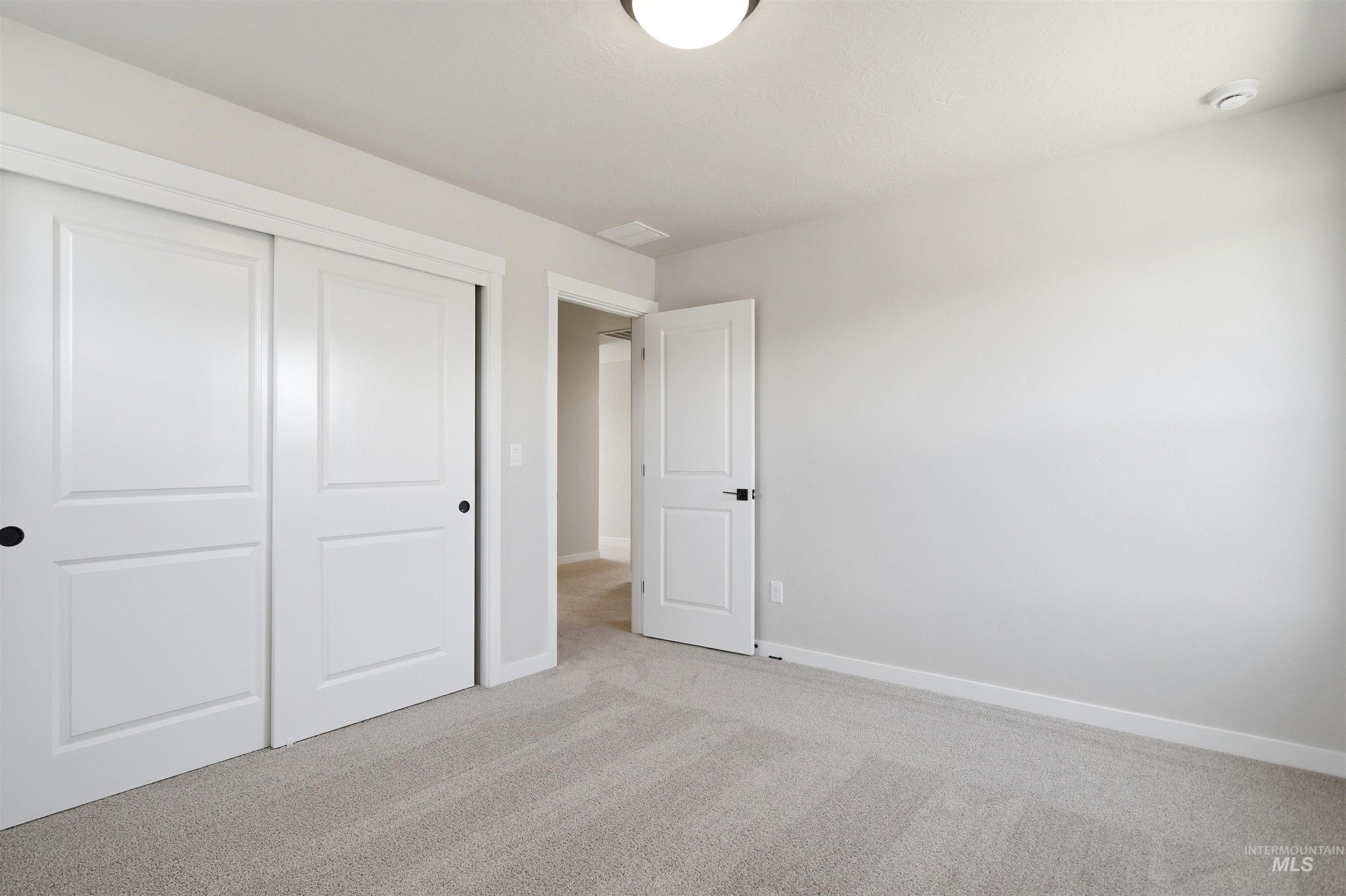 9535 S Stonefly Ave Property Photo 22