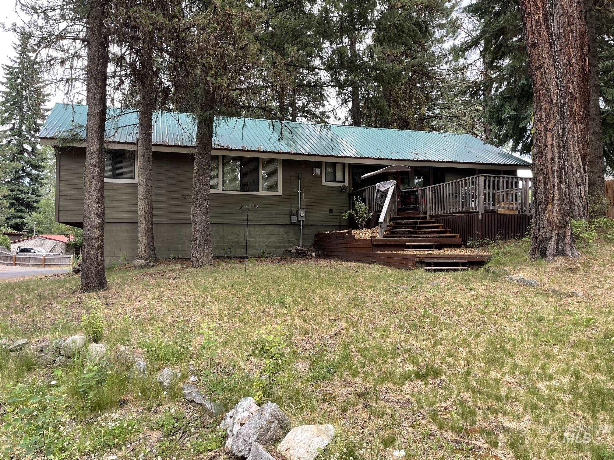 1025 Meadows Rd Property Photo 36