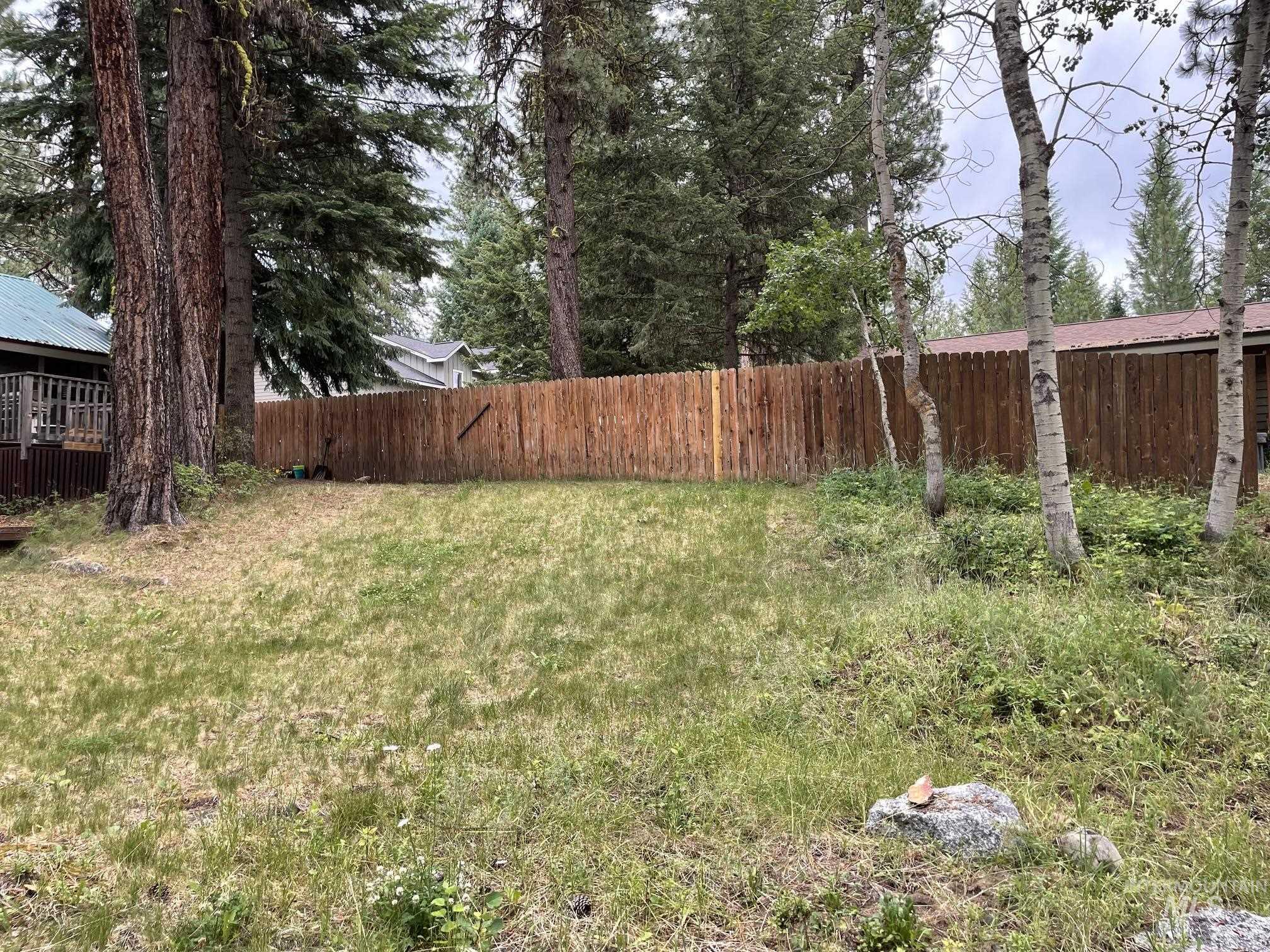 1025 Meadows Rd Property Photo 37