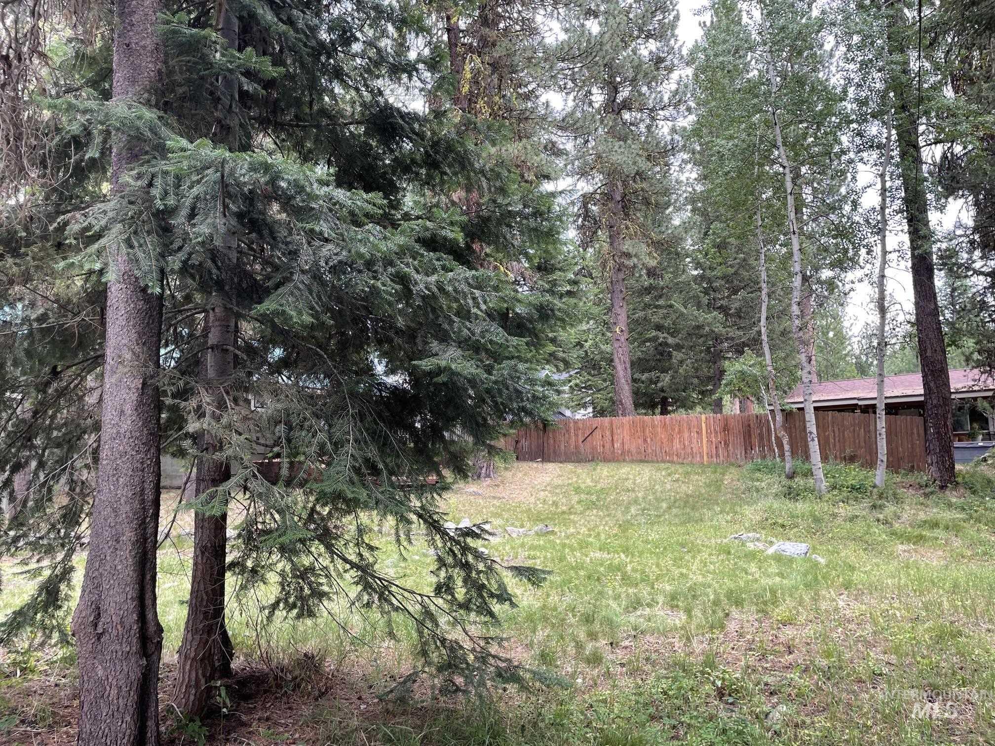 1025 Meadows Rd Property Photo 43