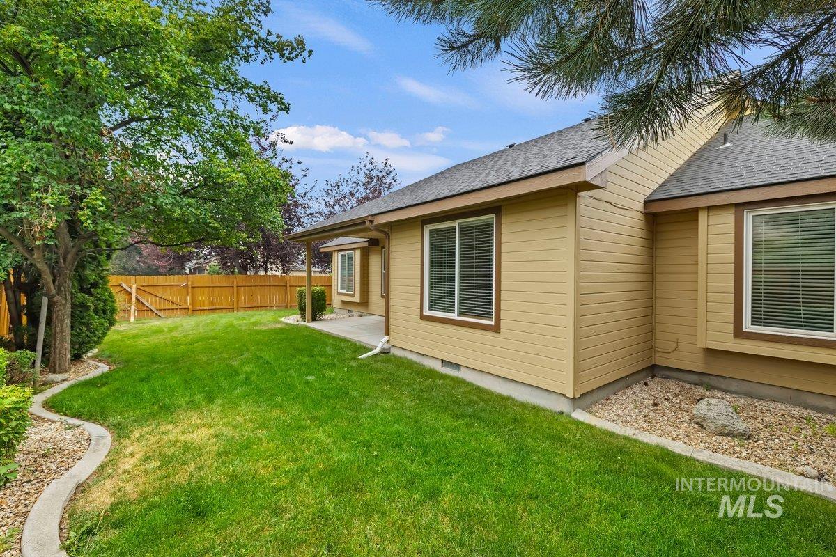 12387 W Winton St. Property Photo 30