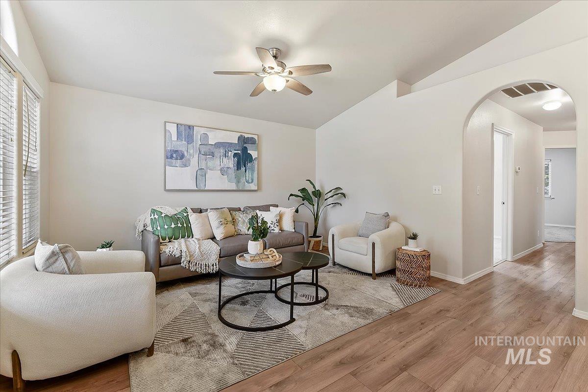 5704 S Moonflower Pl Property Photo 5