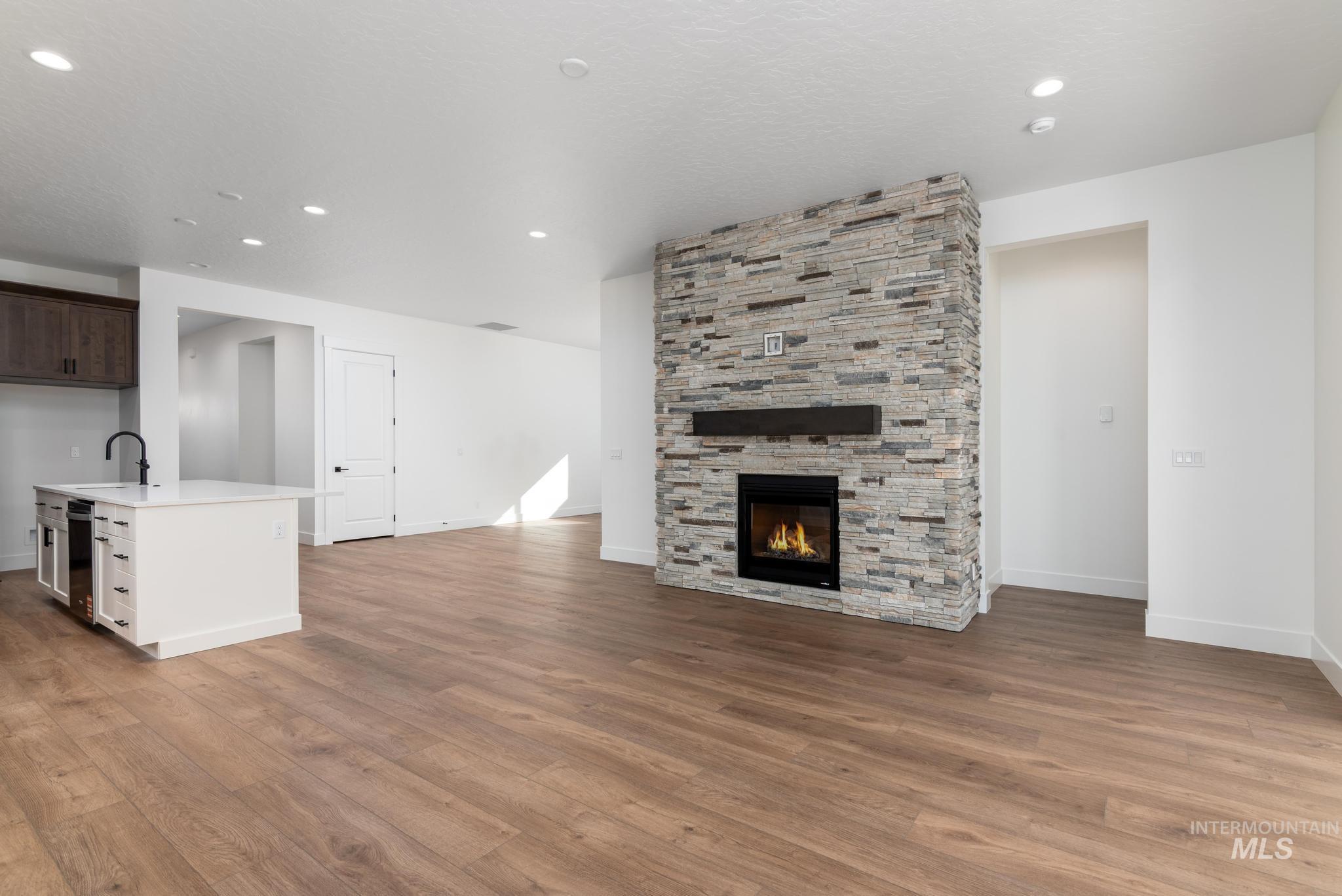 8539 W Stock Bridge St Property Photo 5