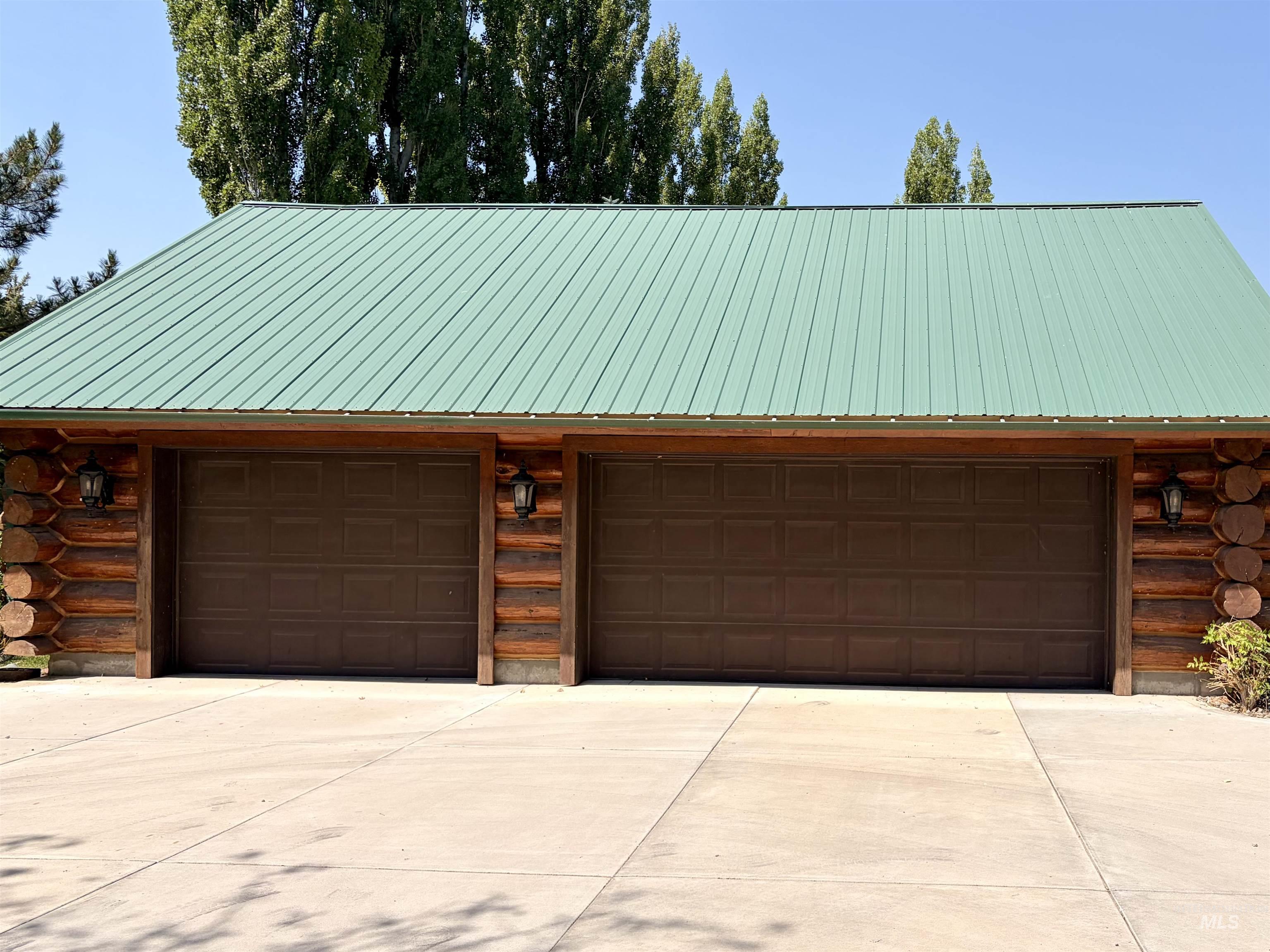 4139 Creekview Drive Property Photo 44