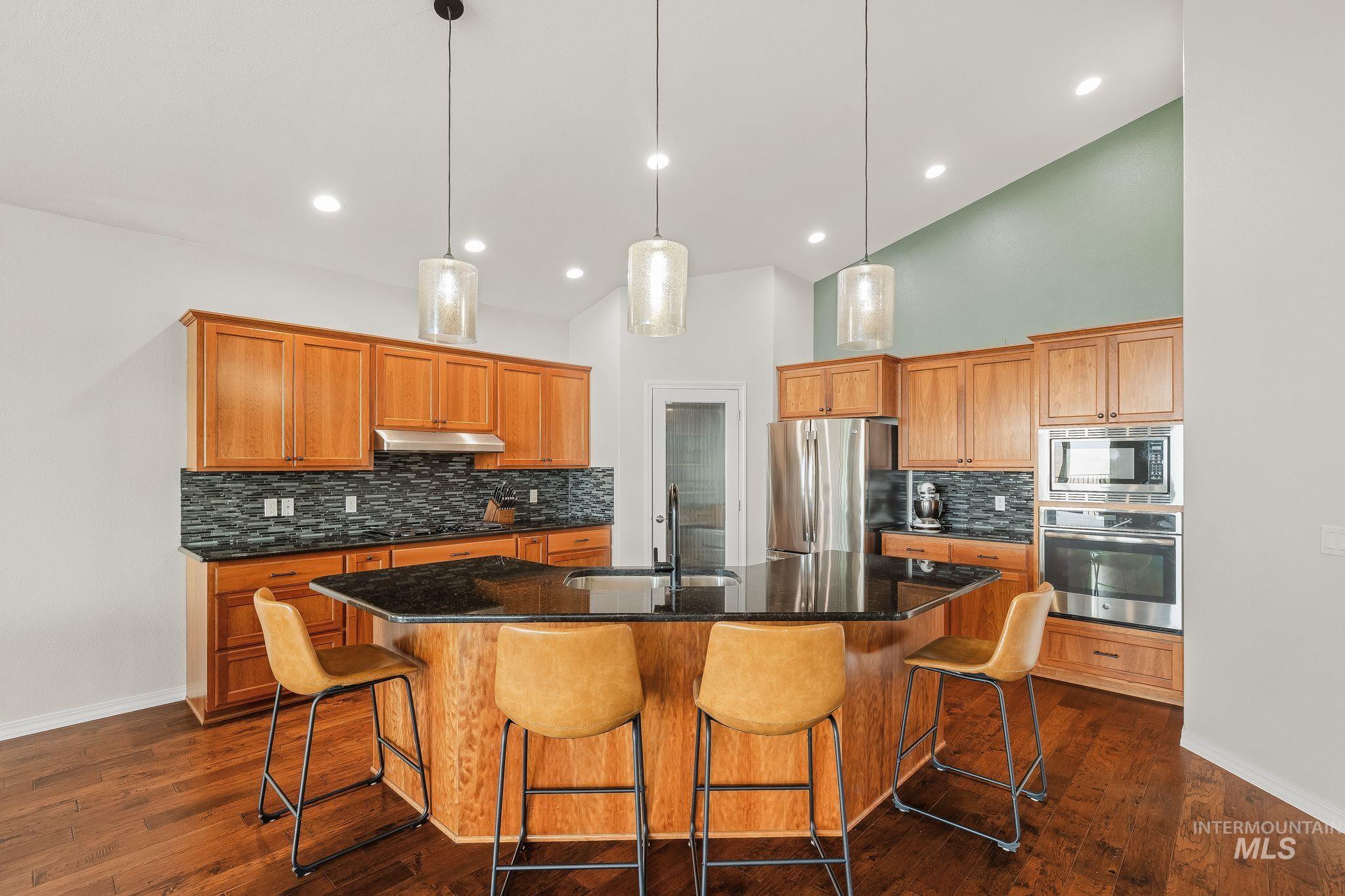 602 Quarry Rd. Property Photo 9
