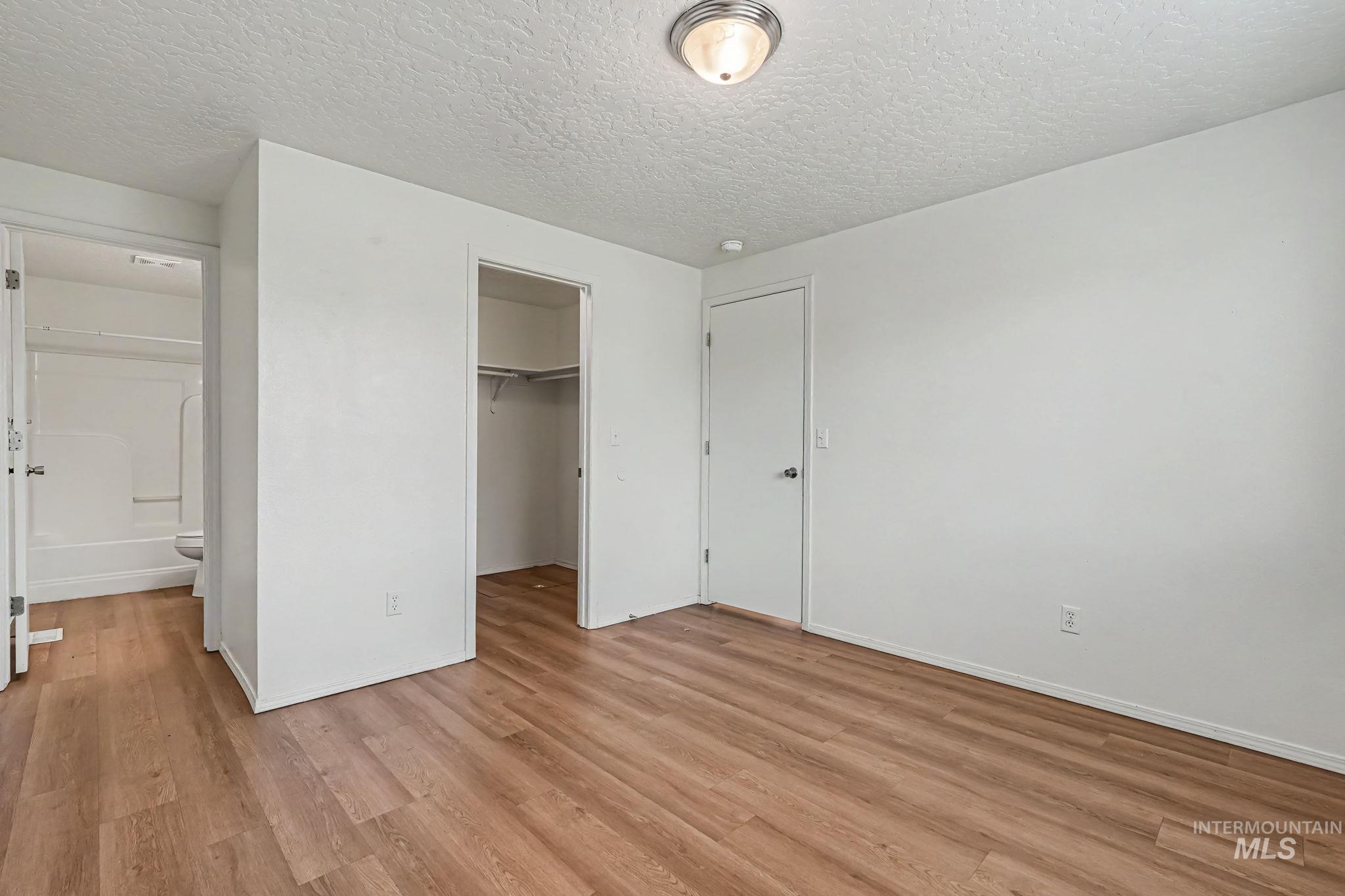 936 Shoshone Ave Property Photo 14