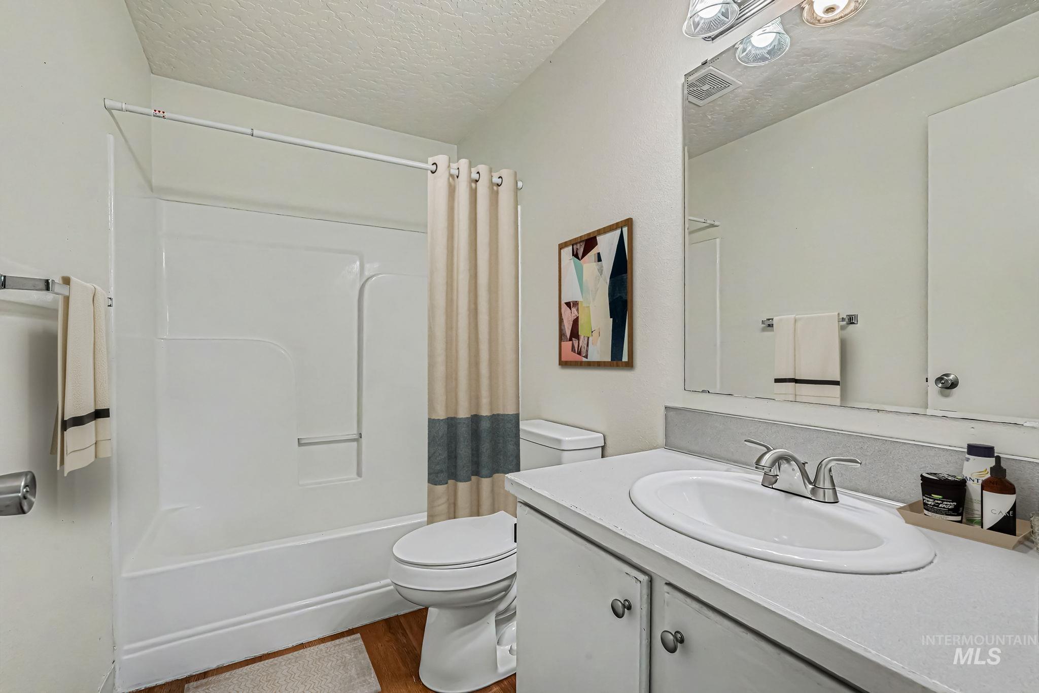 936 Shoshone Ave Property Photo 15