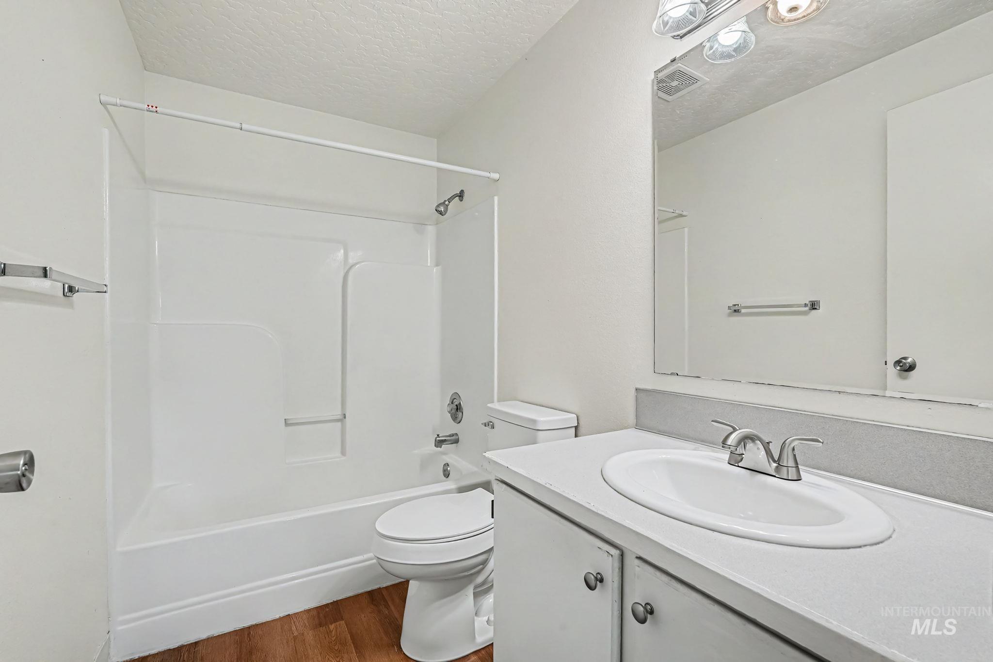 936 Shoshone Ave Property Photo 16