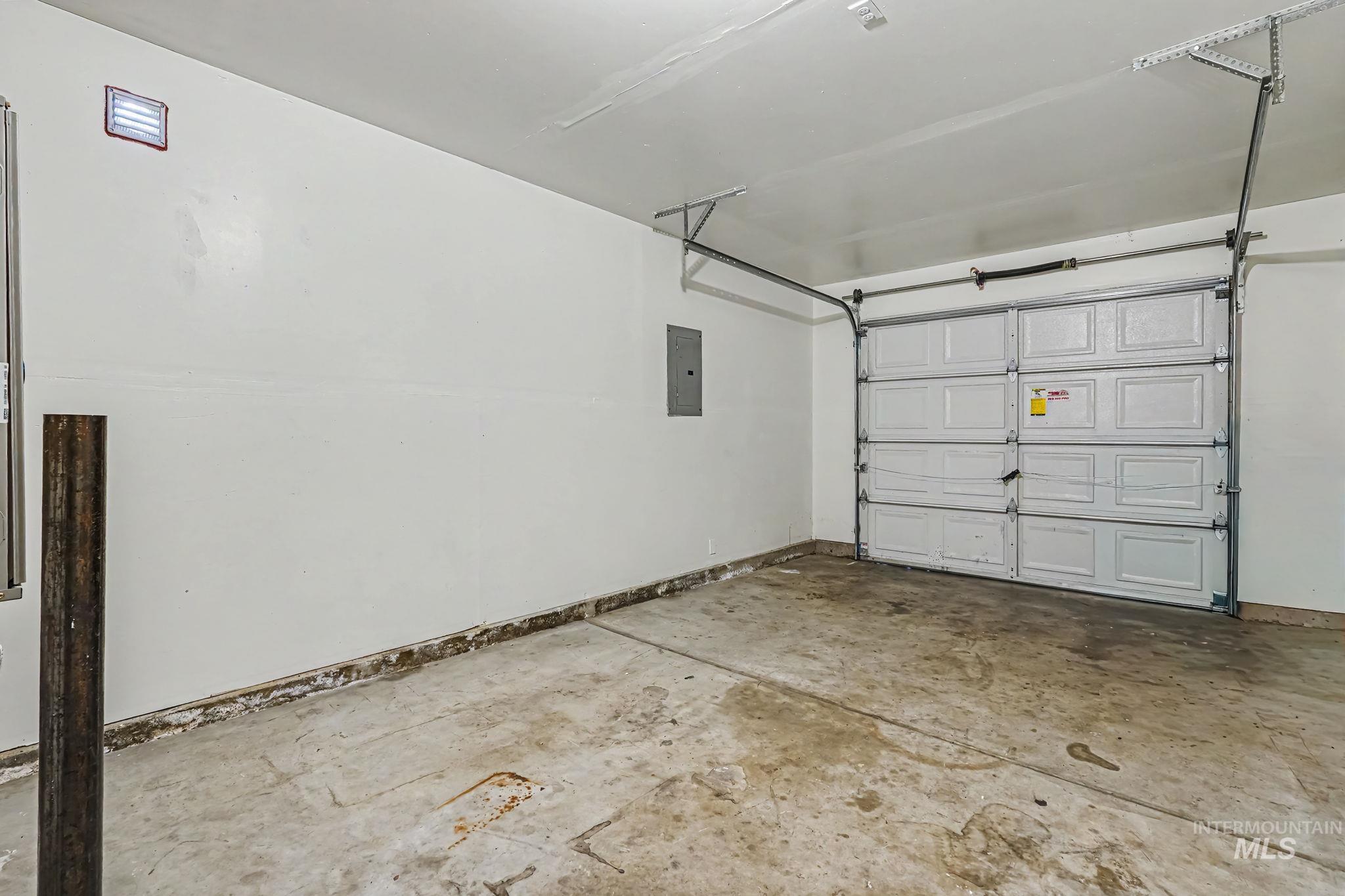 936 Shoshone Ave Property Photo 24
