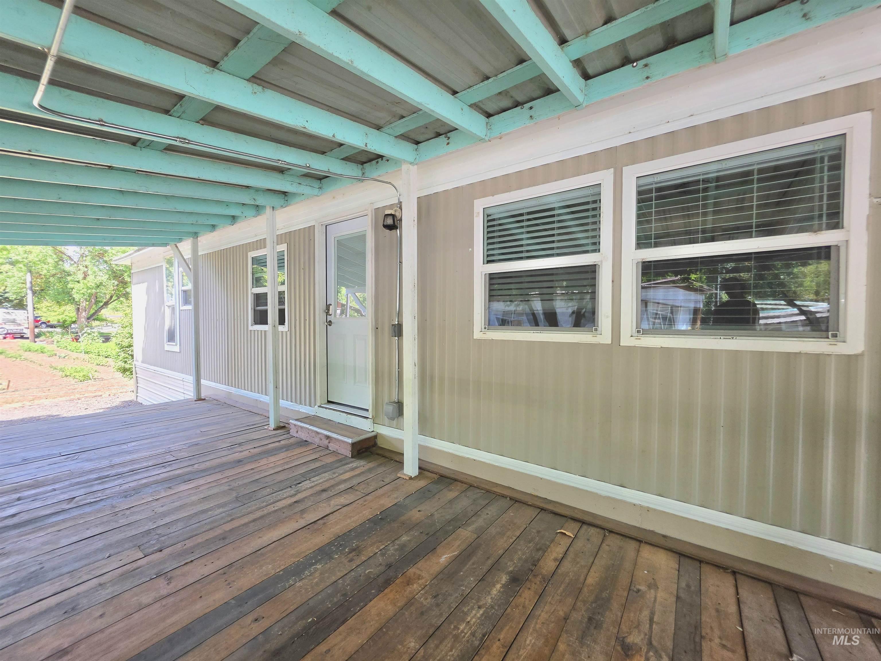 1797 Main St Property Photo 7