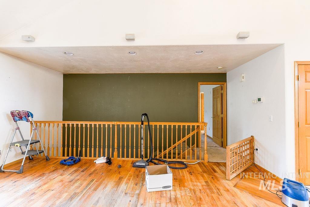 1803 Highway 99 Property Photo 14