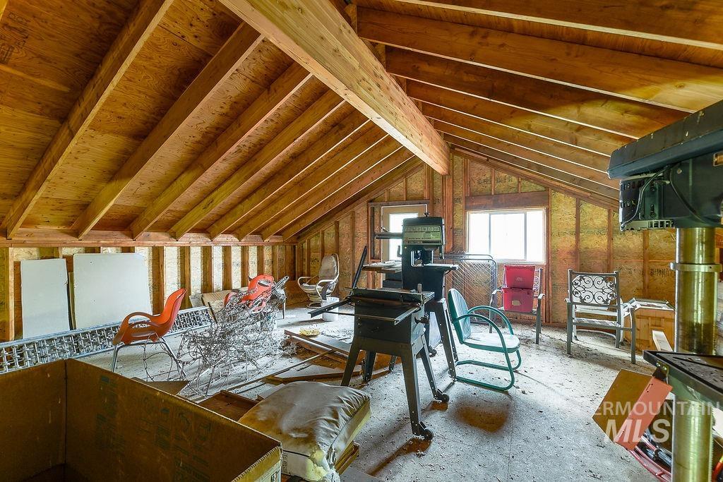 1803 Highway 99 Property Photo 24