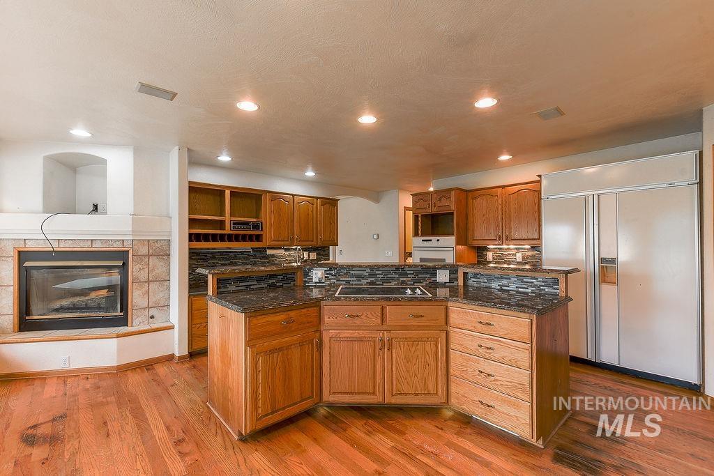 1803 Highway 99 Property Photo 25
