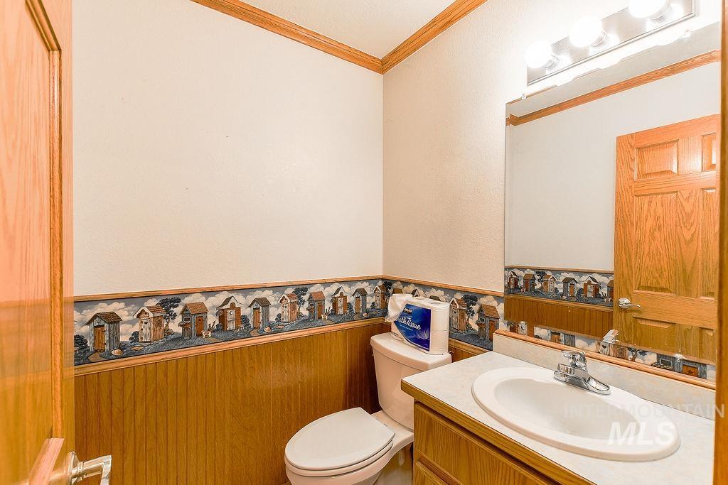 1803 Highway 99 Property Photo 30