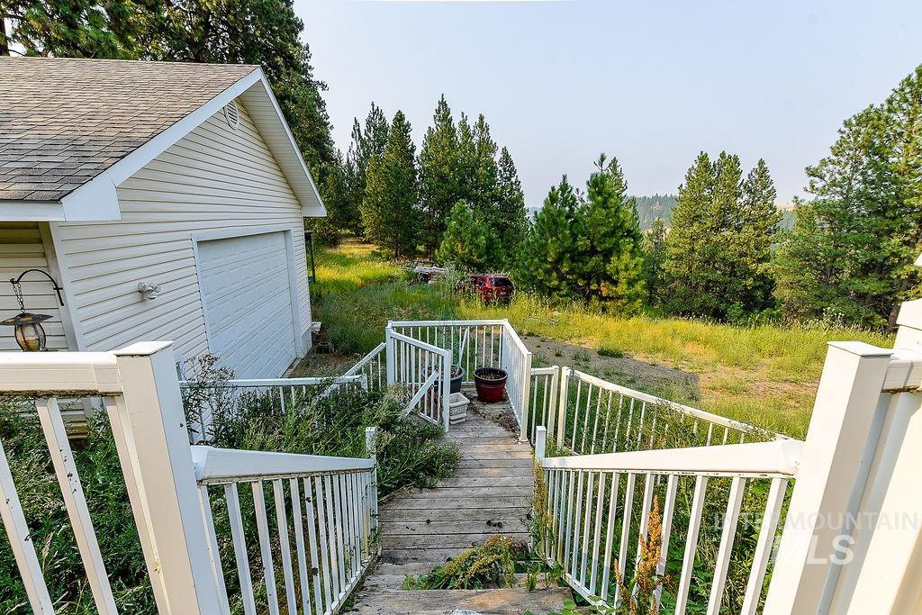 1803 Highway 99 Property Photo 44