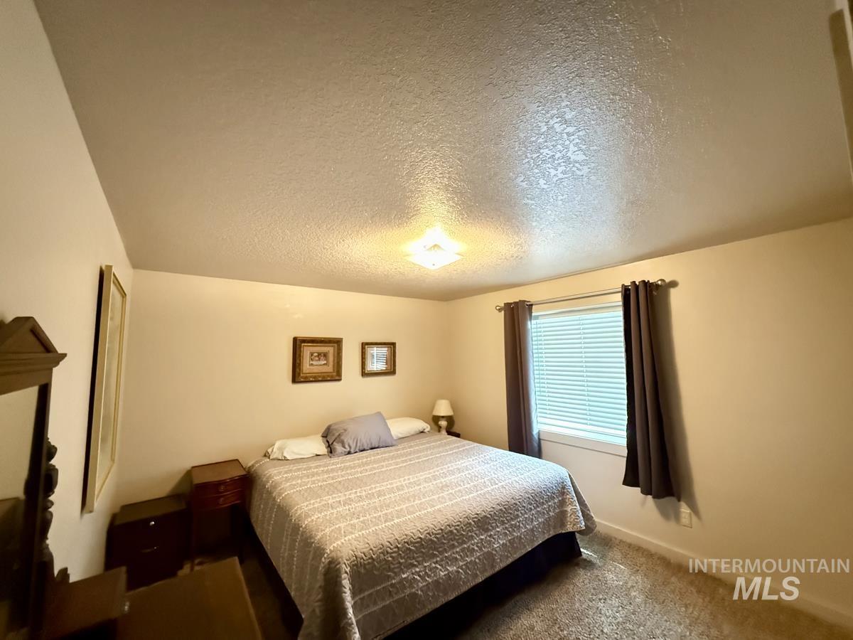110 Lakeshore Drive Property Photo 15