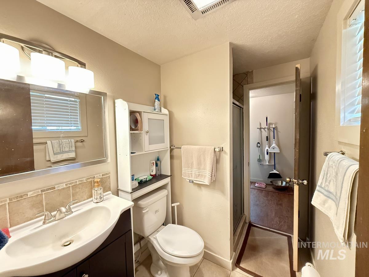 110 Lakeshore Drive Property Photo 18