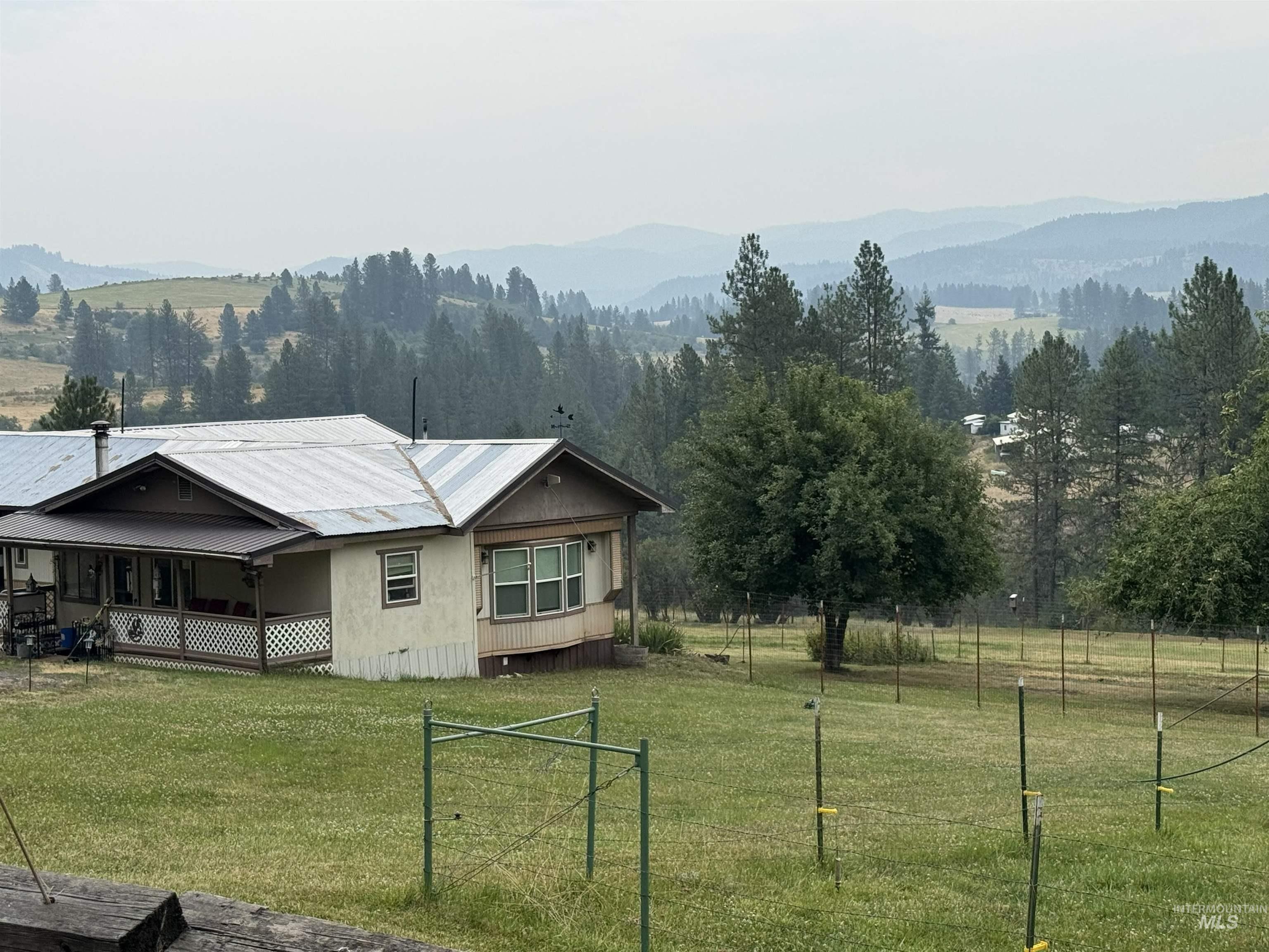 733 Pleasant Valley Road Property Photo 4