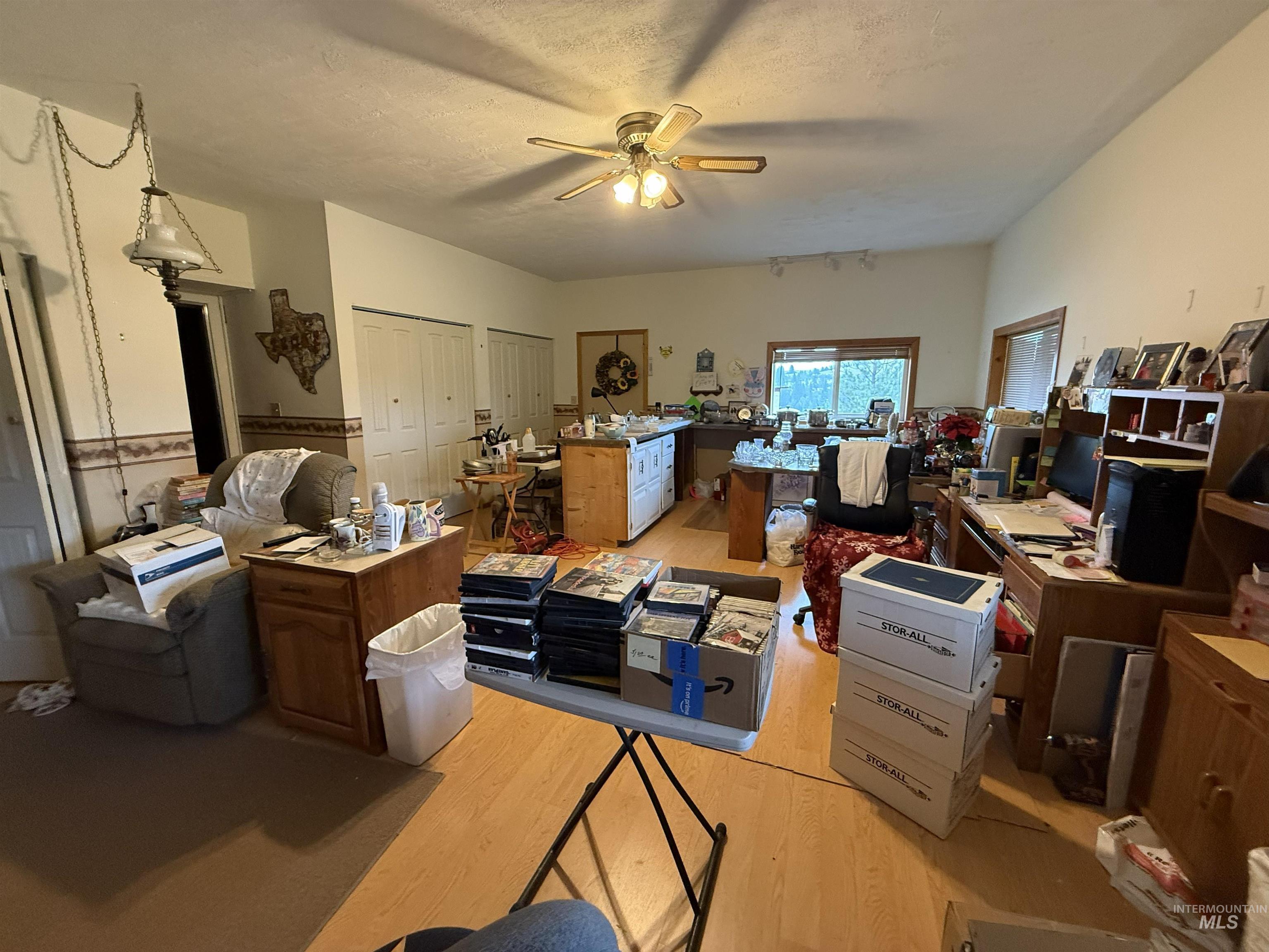 733 Pleasant Valley Road Property Photo 16
