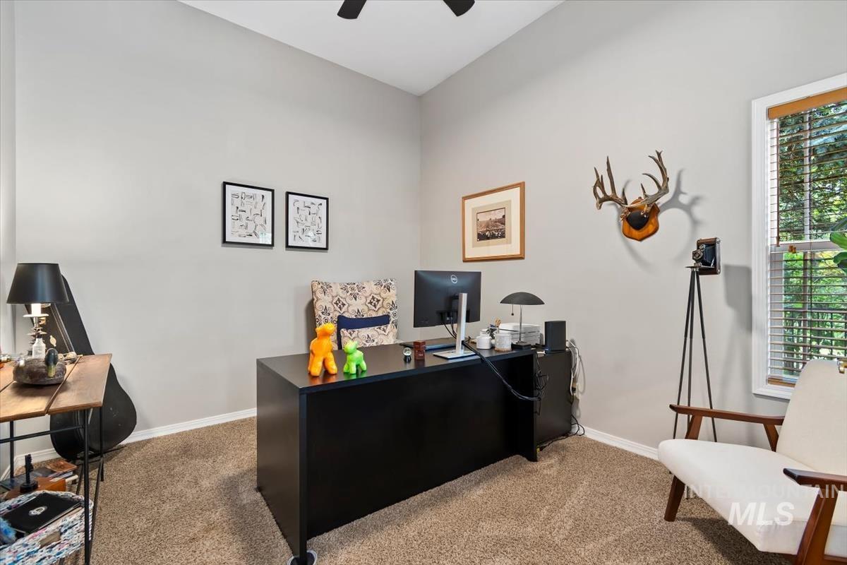 552 E River Quarry Ct. Property Photo 5