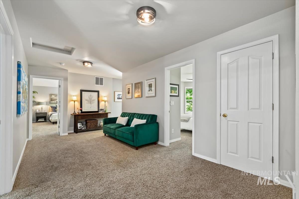 552 E River Quarry Ct. Property Photo 28