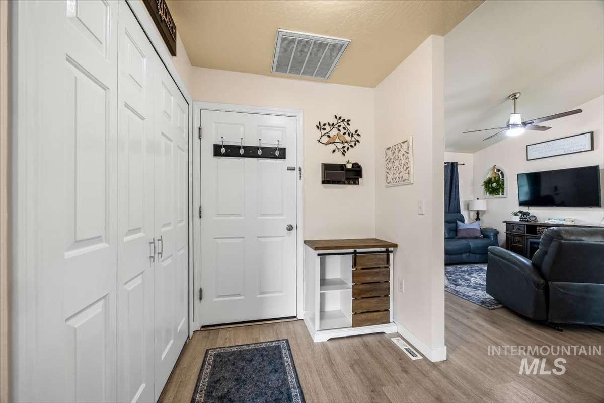 3308 Airport Ave Property Photo 20