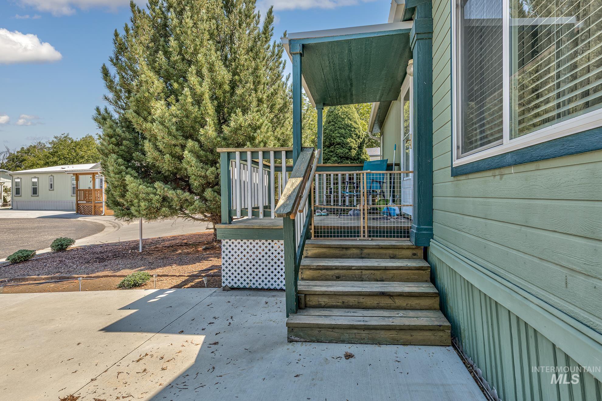 2750 Alden Property Photo 5