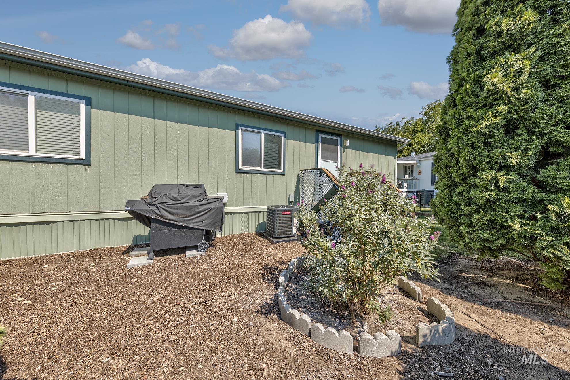 2750 Alden Property Photo 29