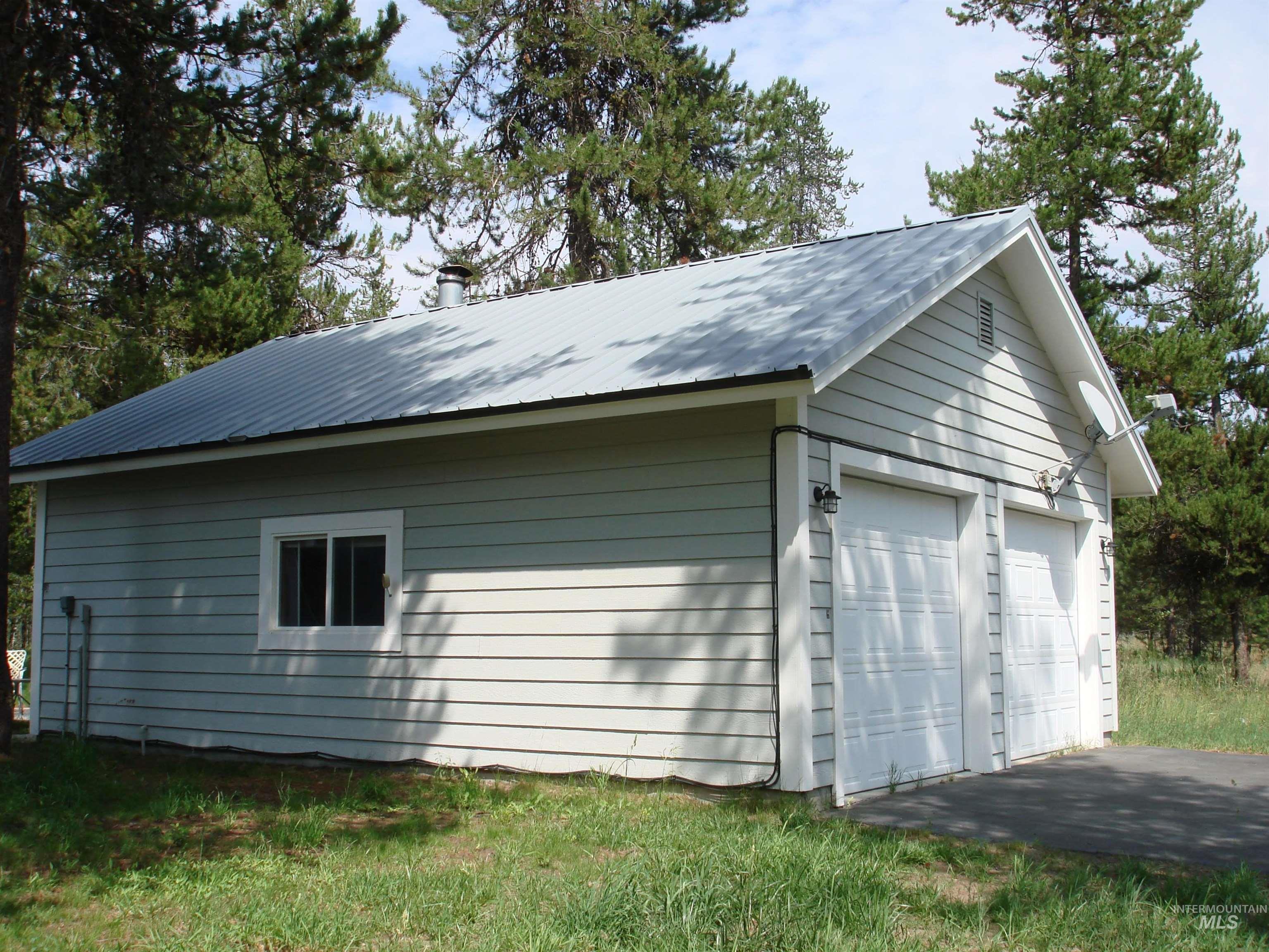 628 Syringa Drive Property Photo 43