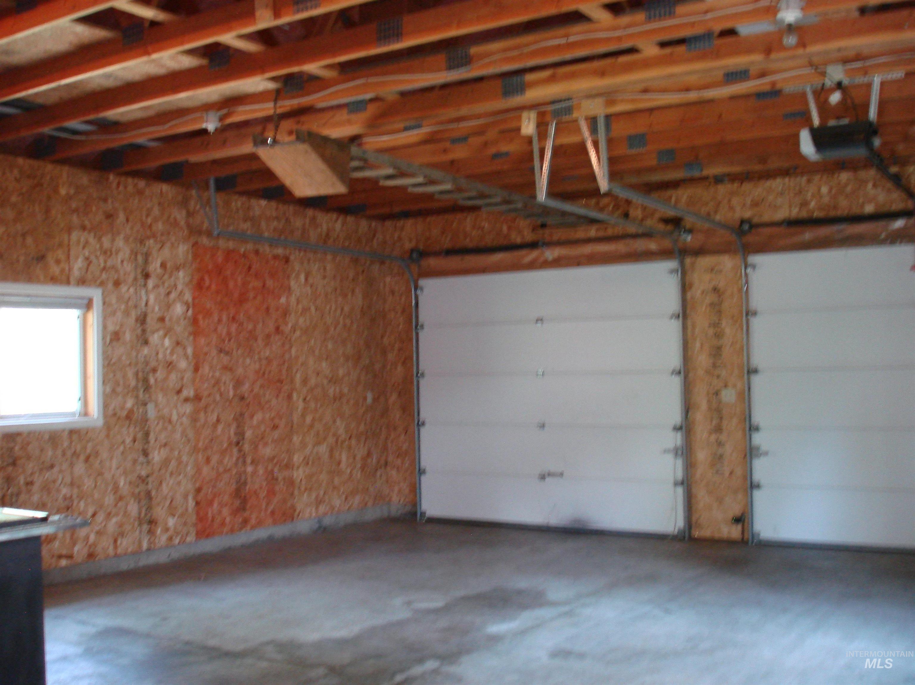 628 Syringa Drive Property Photo 44