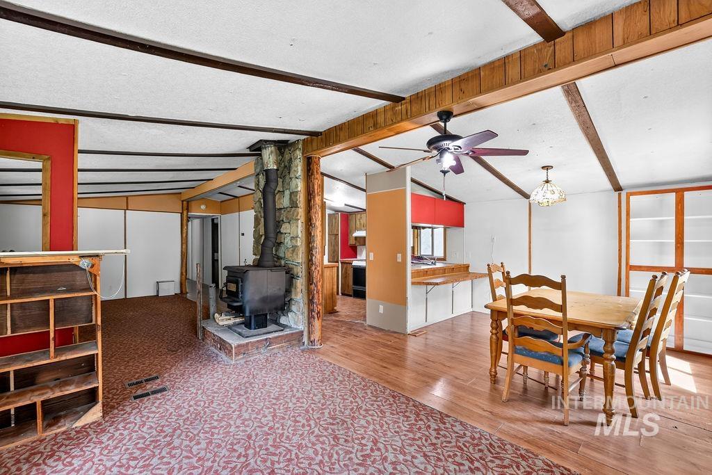 175 Angus Property Photo 8