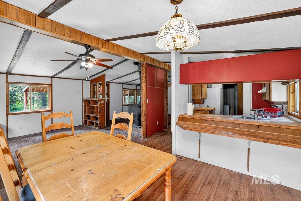 175 Angus Property Photo 9