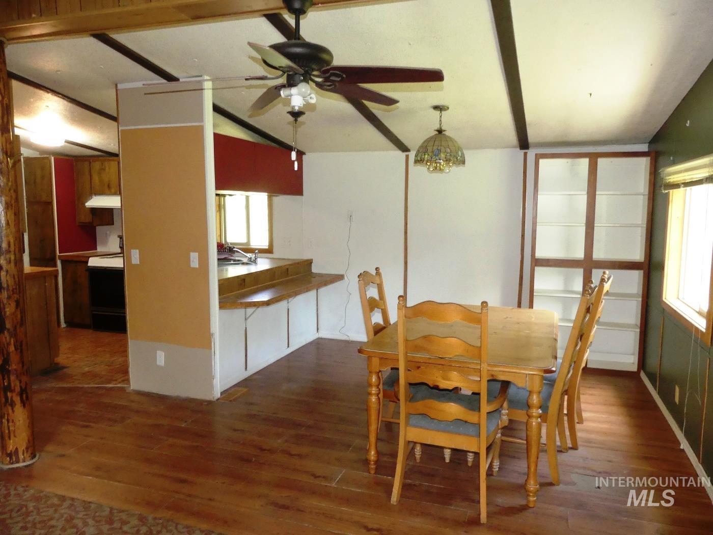 175 Angus Property Photo 14