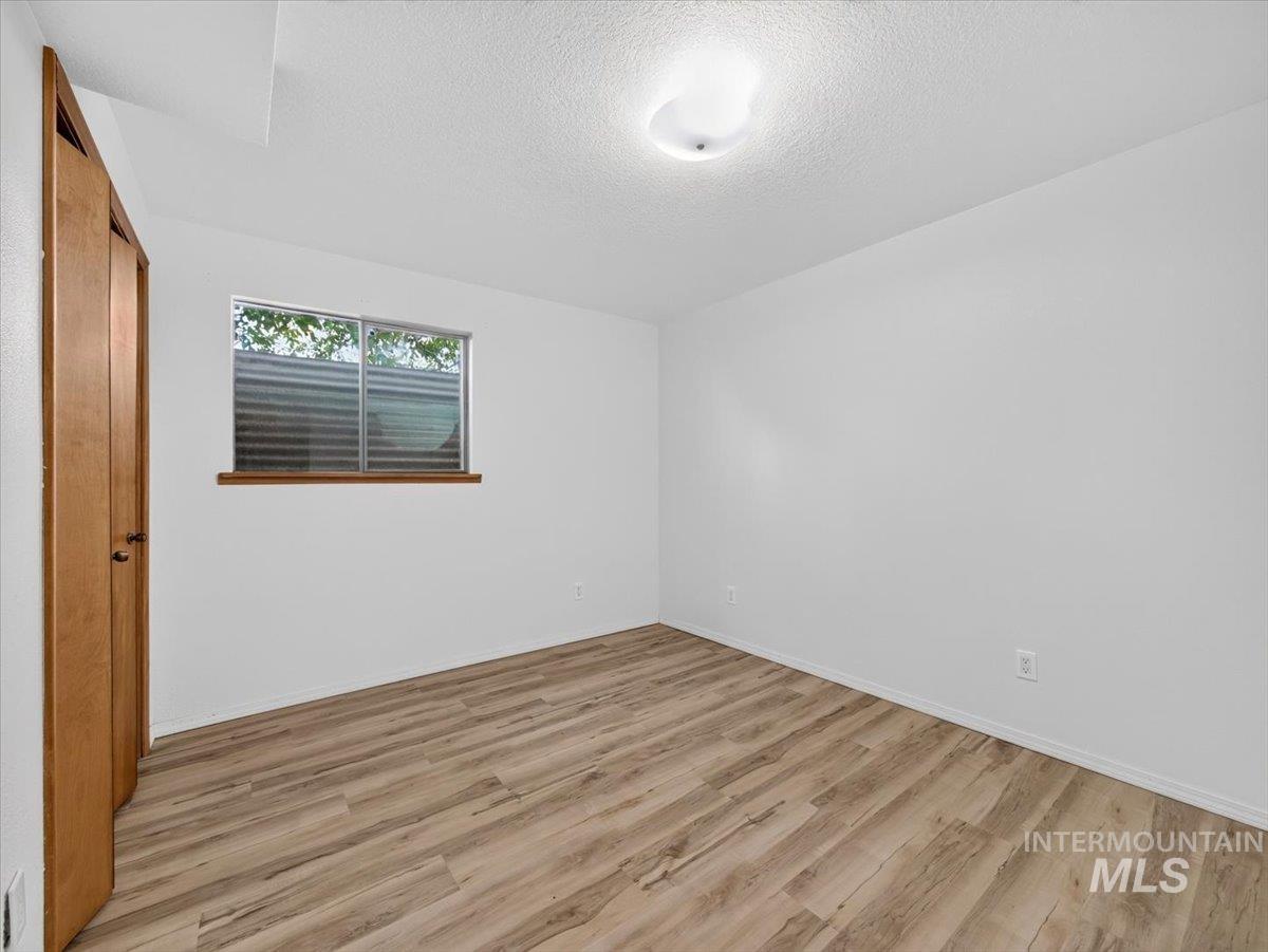 8989 Hillview Rd Property Photo 36