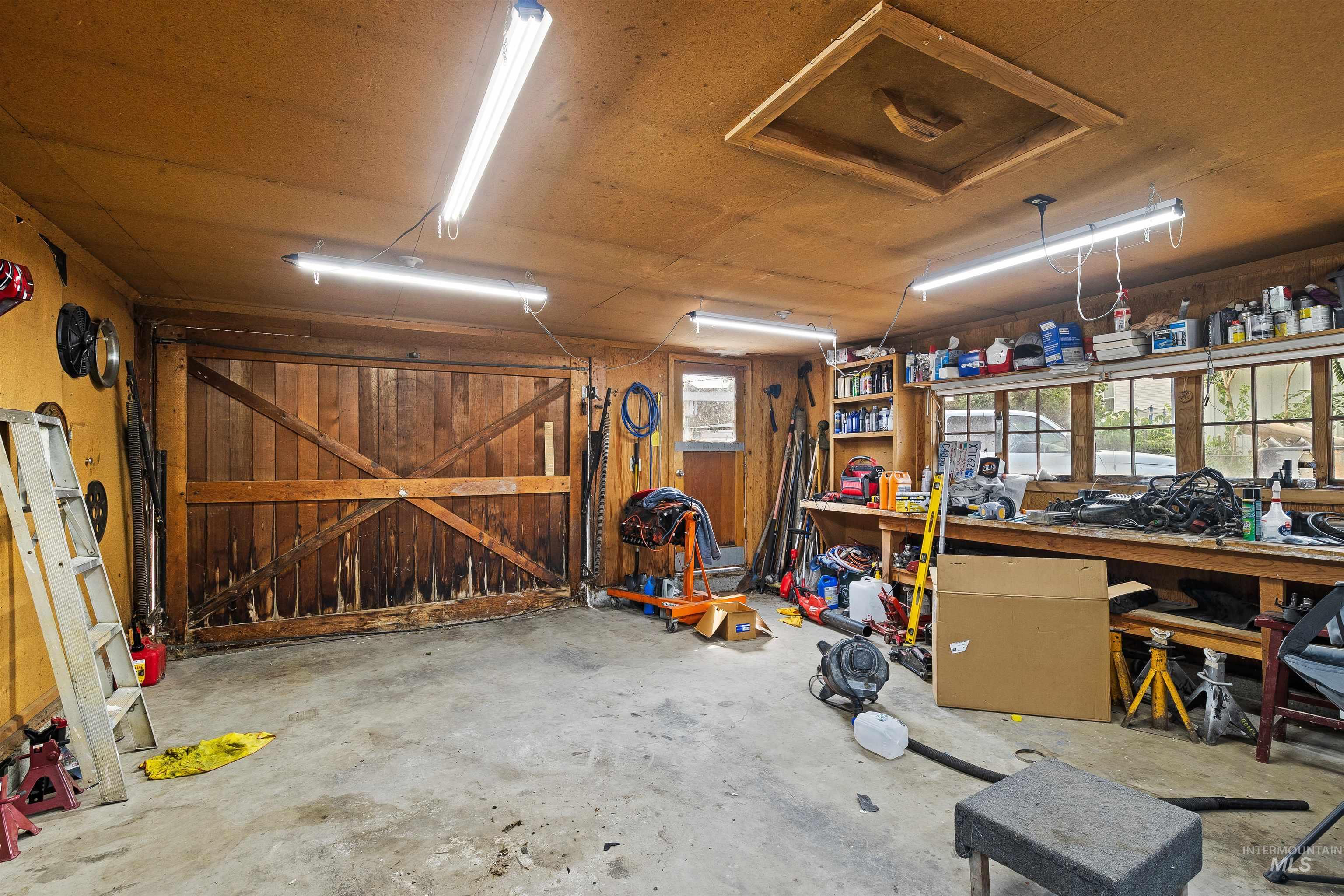 1120 11th Street Property Photo 32