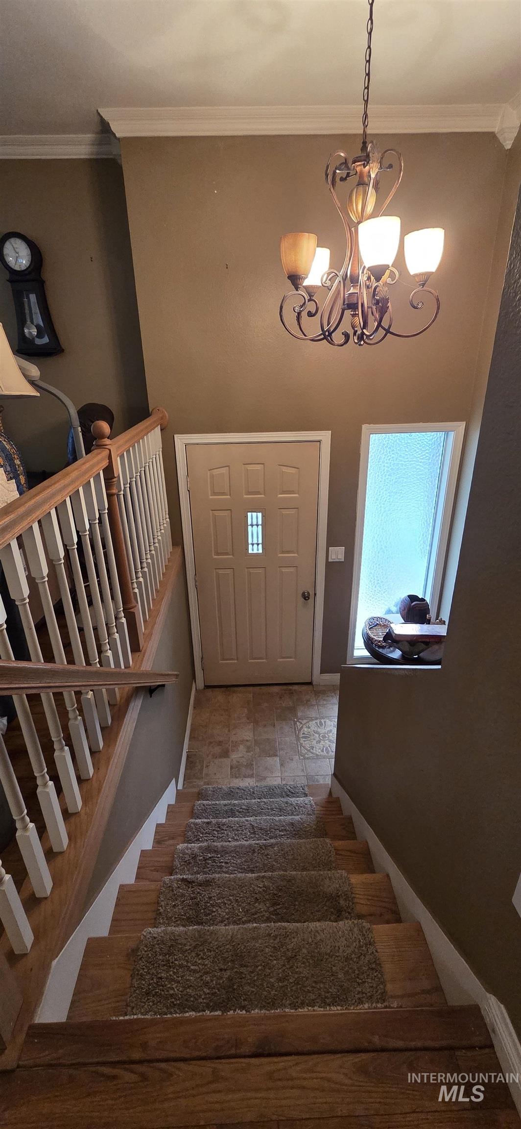 2581 18th Street Property Photo 2