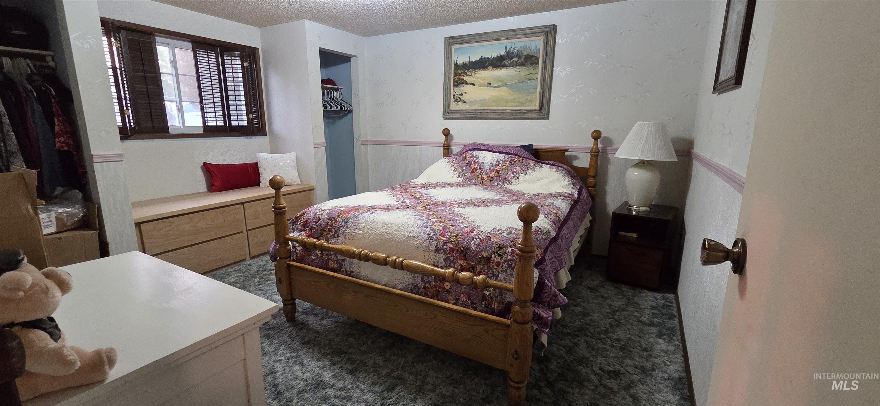 2581 18th Street Property Photo 11